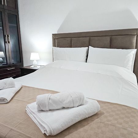 Lake Park 2Br Apartment Tiranë Luaran gambar
